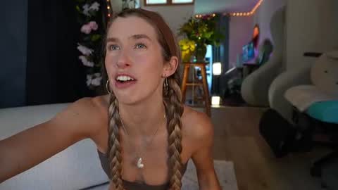 Lucy. online show from 07-24-26, 12:30