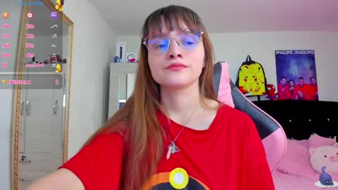 Snapshot of lucy_hess_ chatting on 12-10-24, 05:11 Lucy online show from 12-10-24, 05:11