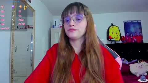 Snapshot of lucy_hess_ chatting on 12-30-24, 10:45 Lucy online show from 12-30-24, 10:45