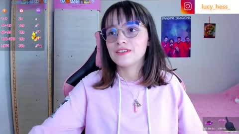 Snapshot of lucy_hess_ chatting on 02-05-26, 09:08 Lucy online show from 02-05-26, 09:08