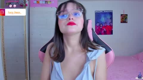 Snapshot of lucy_hess_ chatting on 04-16-26, 09:15 Lucy online show from 04-16-26, 09:15