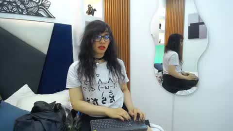 Lucy online show from 07-13-26, 12:19