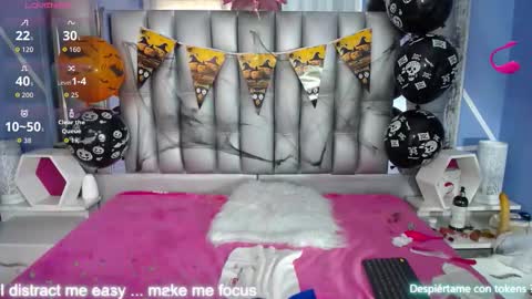  SleepyAbuela online show from 10-12-25, 01:10