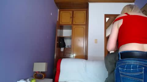  SleepyAbuela online show from 02-07-26, 01:48