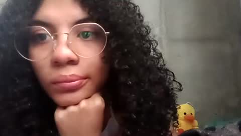 Lucia online show from 10-21-25, 06:19