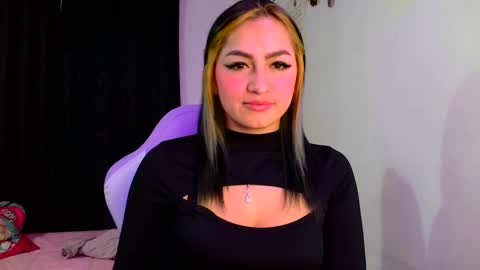 Snapshot of lucycherry__ chatting on 12-06-24, 11:03 LUCIA  online show from 12-06-24, 11:03