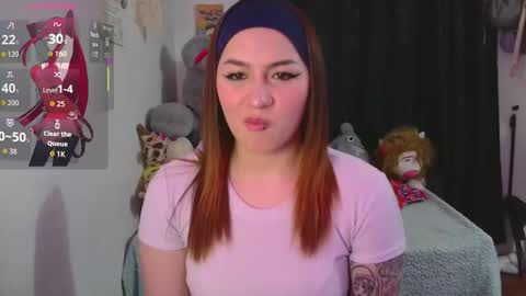 Snapshot of lucycherry__ chatting on 09-12-25, 01:38 LUCIA  online show from 09-12-25, 01:38