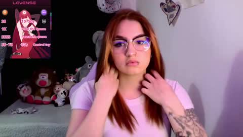 Snapshot of lucycherry__ chatting on 10-16-25, 03:51 LUCIA  online show from 10-16-25, 03:51