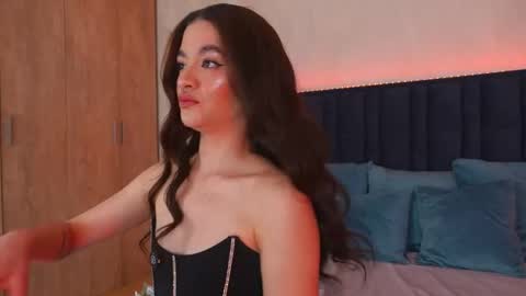 LucyDeLuca online show from 04-22-26, 07:22