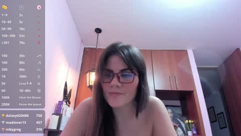 Luca Valentina online show from 01-26-25, 03:38