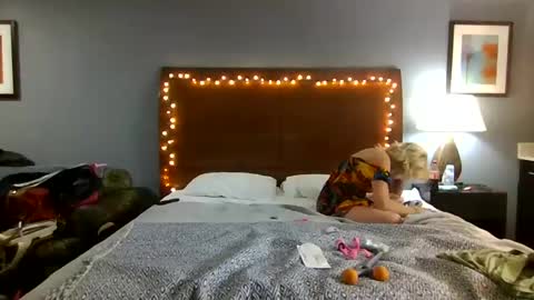 Lucy Loves Lookers online show from 12-06-24, 10:19