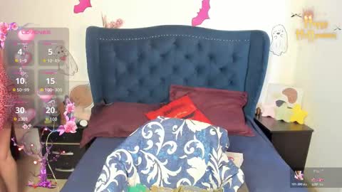 Lucy Petit online show from 10-22-25, 01:44