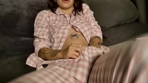 Lucy online show from 10-11-25, 06:34