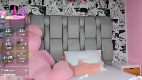 Snapshot of lucyrosse_ chatting on 02-28-25, 03:04 Lucy online show from 02-28-25, 03:04