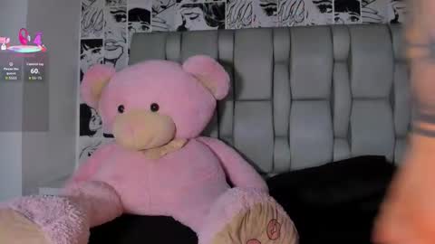 Snapshot of lucyrosse_ chatting on 09-30-25, 11:26 Lucy online show from 09-30-25, 11:26