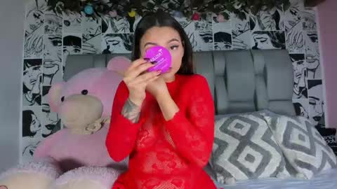 Snapshot of lucyrosse_ chatting on 05-01-26, 11:15 Lucy online show from 05-01-26, 11:15