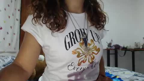 I am Luciana Martin... Welcome in my room online show from 06-16-26, 10:45