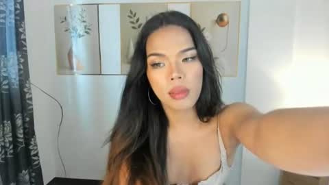 lucyvane online show from 07-29-26, 06:22