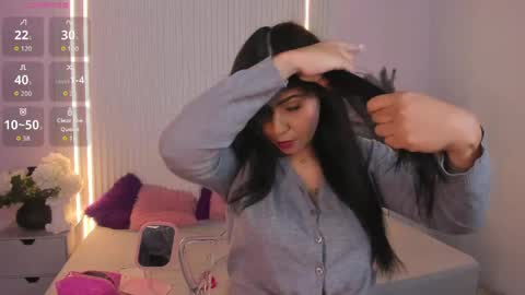 Snapshot of lucywild8 chatting on 05-22-26, 07:08 Lucy Wold online show from 05-22-26, 07:08