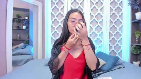 Lucy Liiu online show from 03-01-25, 11:37