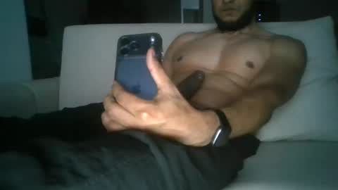 luhizu87871987 online show from 07-15-26, 04:51