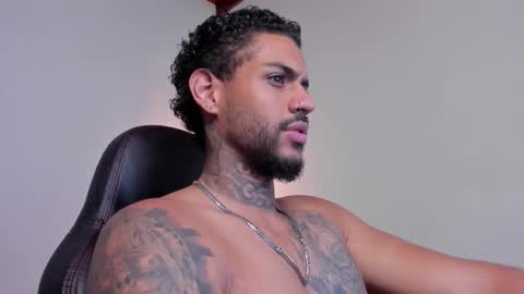 Luigi Vitale online show from 02-14-26, 01:35