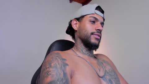 Luigi Vitale online show from 02-19-26, 01:45