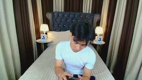 Snapshot of luigi_moreno chatting on 12-21-25, 10:55 luigi_moreno online show from 12-21-25, 10:55