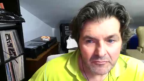 LUIGIJOHN online show from 04-09-26, 06:57