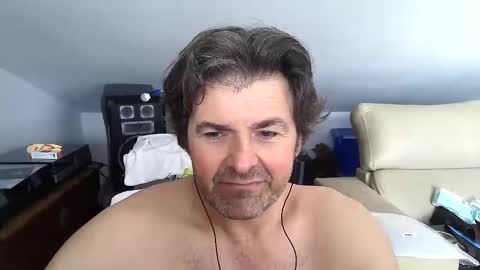 LUIGIJOHN online show from 04-10-26, 10:53