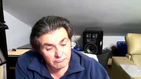 LUIGIJOHN online show from 04-11-26, 08:02