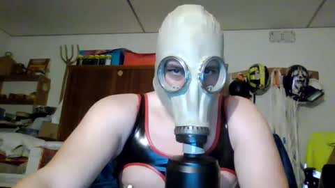 A slave to the mistress.. un esclavo para las amas dominantes. online show from 03-03-25, 09:05