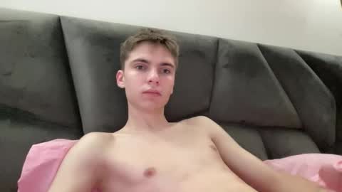 Luis online show from 12-02-25, 07:03