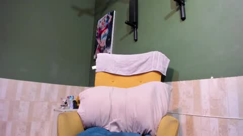 Luis AS online show from 02-20-25, 12:04