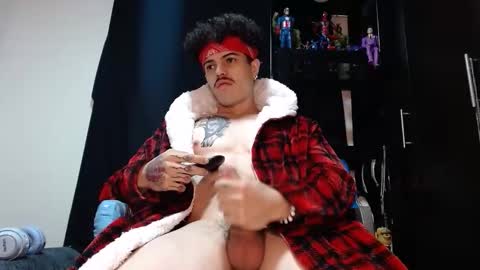 Snapshot of luis_as chatting on 12-19-25, 09:27 Luis AS online show from 12-19-25, 09:27