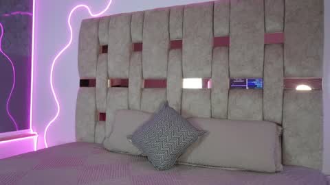 luisa_giraldo1 online show from 04-21-26, 11:16