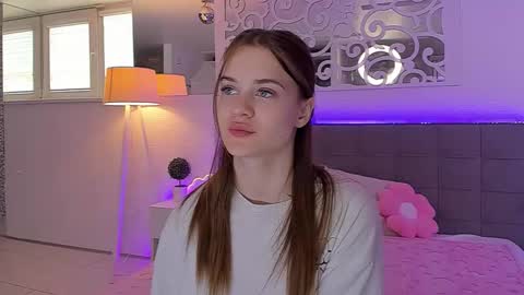 Snapshot of luisaclover chatting on 05-30-26, 12:24 LuisaClover online show from 05-30-26, 12:24