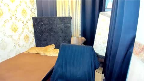 luisaellanor online show from 12-05-25, 05:09