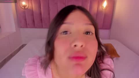 Snapshot of luisah_ chatting on 02-17-25, 07:42 L U I S A online show from 02-17-25, 07:42