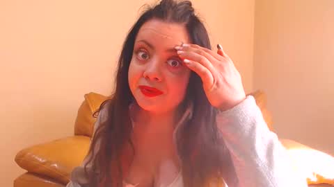 Cassie online show from 03-10-25, 10:48