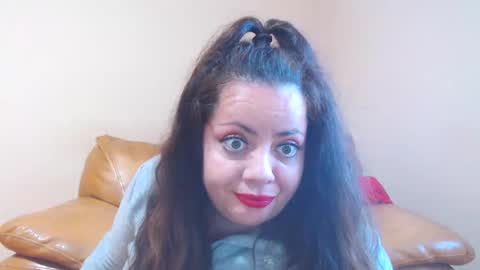 Cassie online show from 05-10-26, 04:56