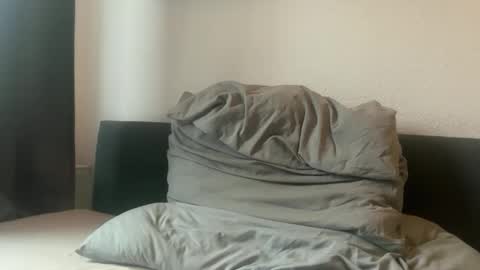 Luis Badx online show from 11-16-25, 12:22