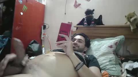 Snapshot of luismiastarot chatting on 10-10-25, 04:55 luismiastarot online show from 10-10-25, 04:55