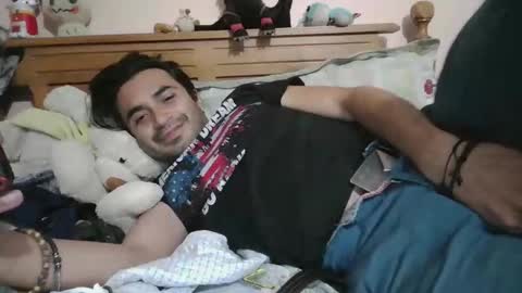 Snapshot of luismiastarot chatting on 11-20-25, 02:12 luismiastarot online show from 11-20-25, 02:12