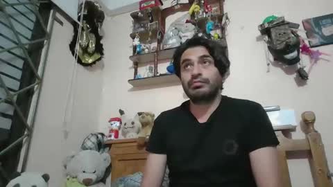 Snapshot of luismiastarot chatting on 11-25-25, 01:49 luismiastarot online show from 11-25-25, 01:49