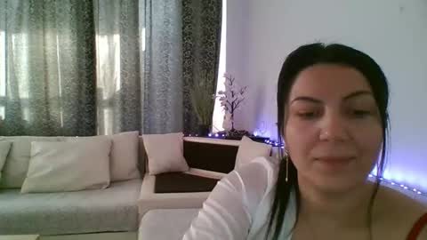 luissajames online show from 01-12-26, 09:36