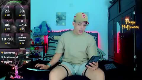 luisstevens01 online show from 10-13-25, 04:34