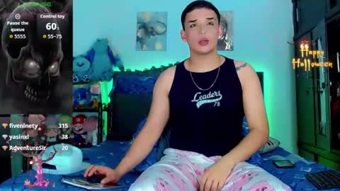 luisstevens01 online show from 10-14-25, 04:24