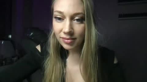 luiva13 online show from 01-20-25, 06:32