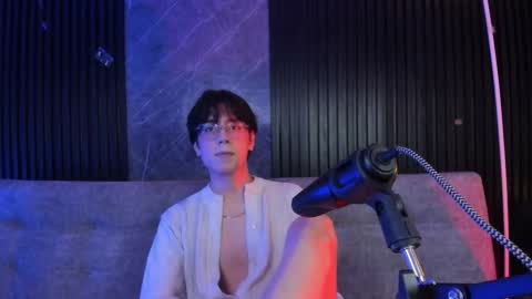 Snapshot of luixdust1 chatting on 10-28-25, 04:16 luixdust1 online show from 10-28-25, 04:16